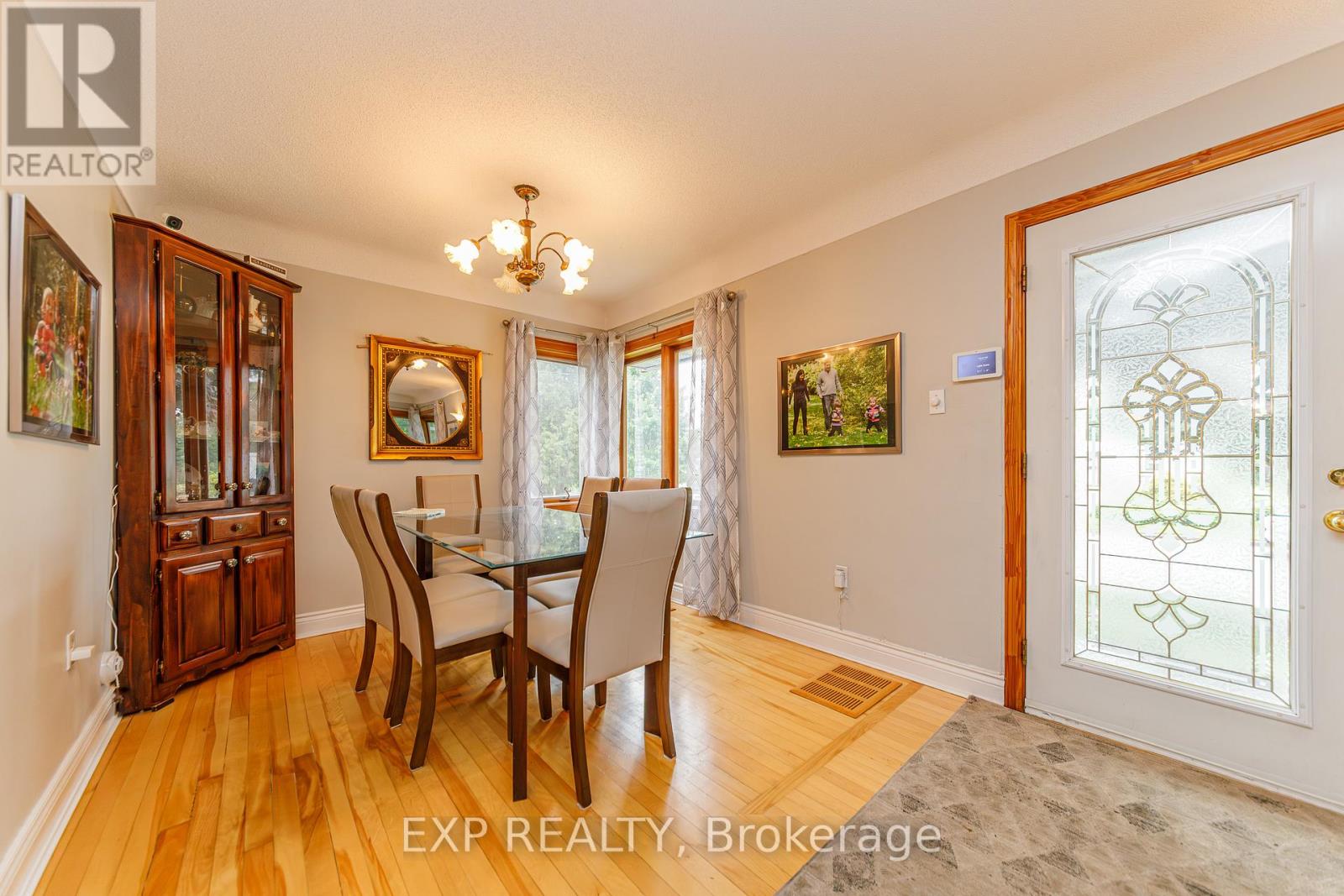 1357 Thames Street, Ottawa, Ontario  K1Z 7N3 - Photo 4 - X13440234