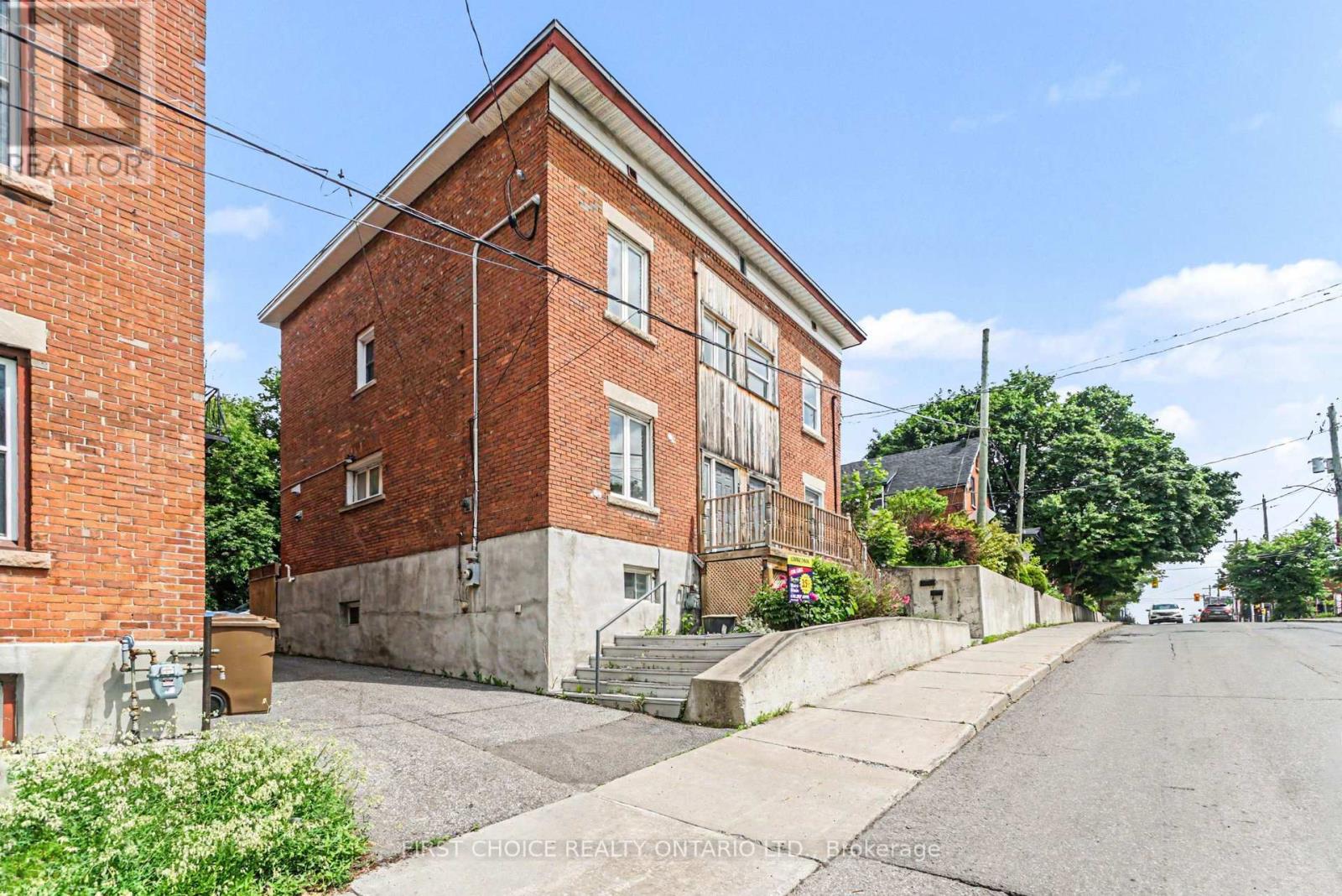 267 Booth Street, Ottawa, Ontario  K1R 7J5 - Photo 2 - X13440254