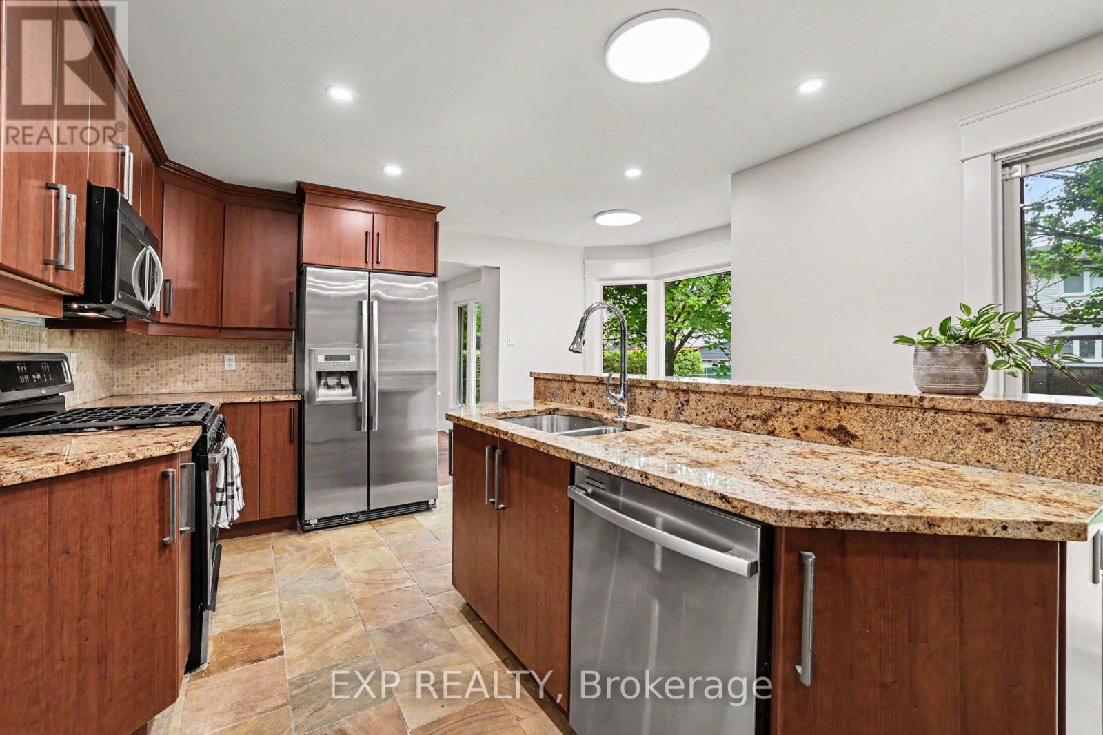241 Anglehart Avenue, Ottawa, Ontario  K1E 2V7 - Photo 15 - X13440290