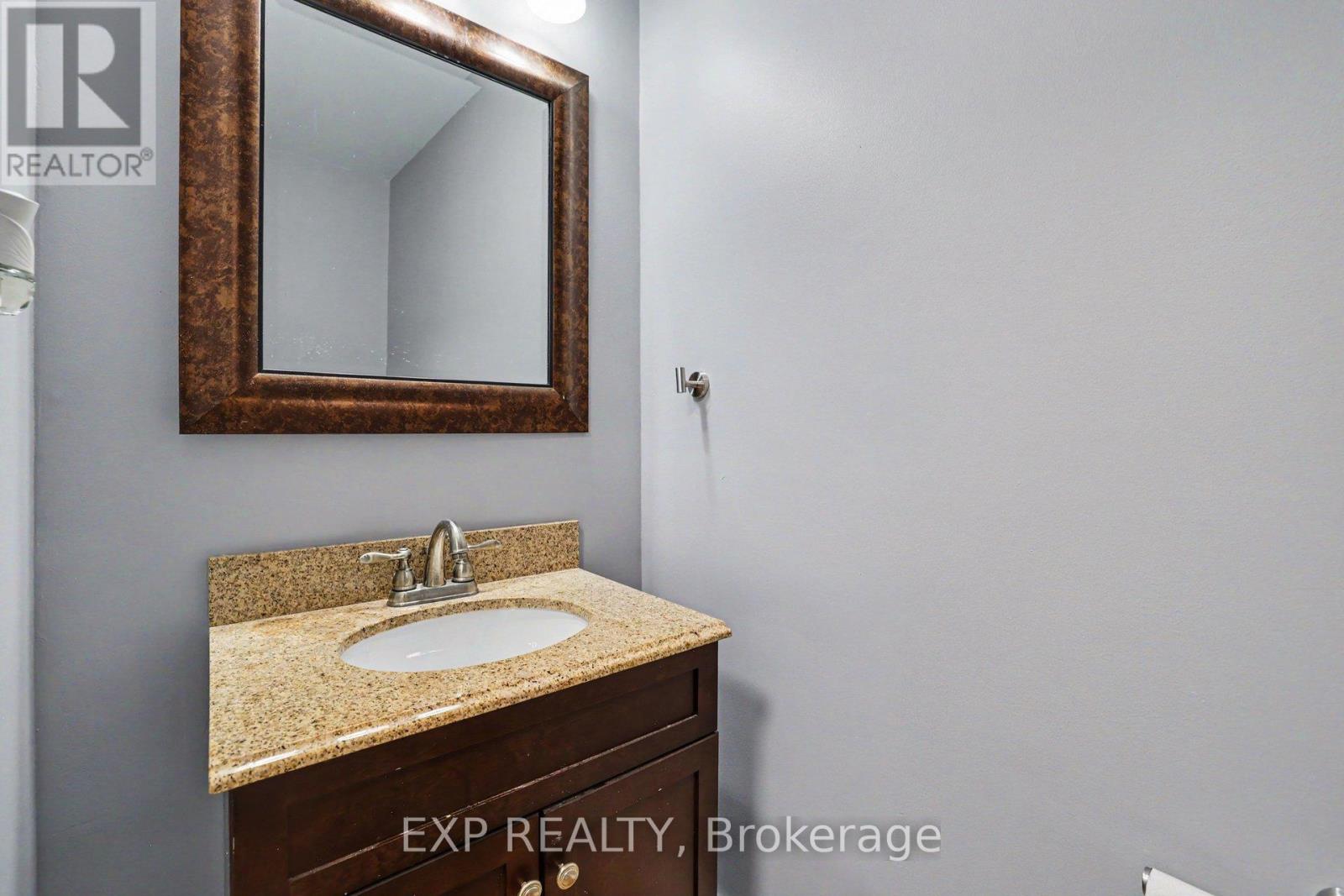 241 Anglehart Avenue, Ottawa, Ontario  K1E 2V7 - Photo 20 - X13440290