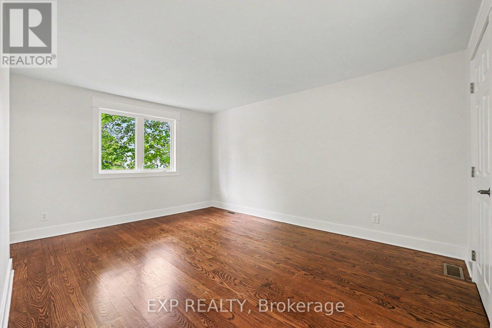 241 Anglehart Avenue, Ottawa, Ontario  K1E 2V7 - Photo 23 - X13440290