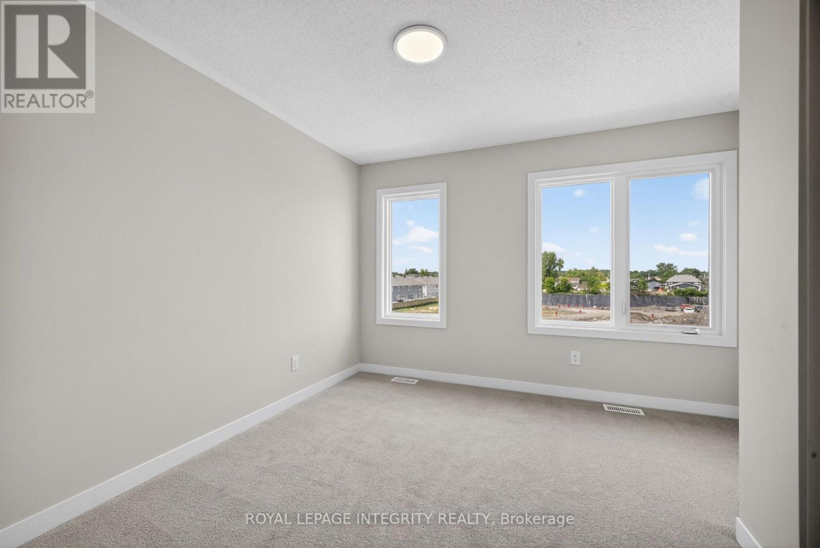 247 La Marche Avenue, Ottawa, Ontario  K1W 0Y3 - Photo 20 - X13440326