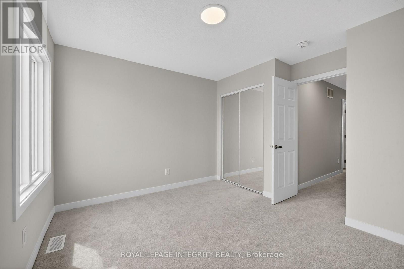 247 La Marche Avenue, Ottawa, Ontario  K1W 0Y3 - Photo 25 - X13440326