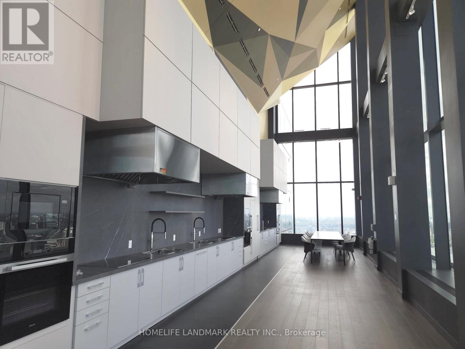 3711 - 3 Concord Cityplace Way, Toronto, Ontario  M5V 0X4 - Photo 30 - C13429120