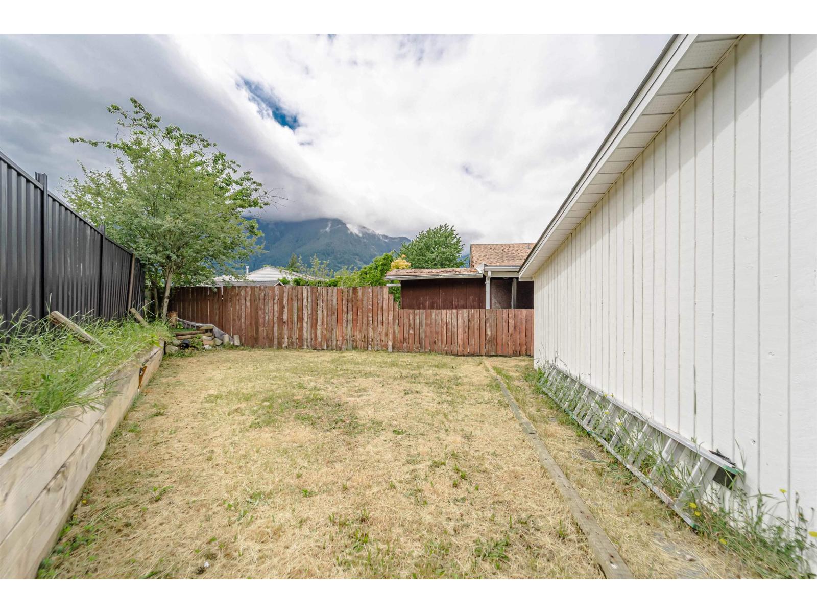 Listing image 32