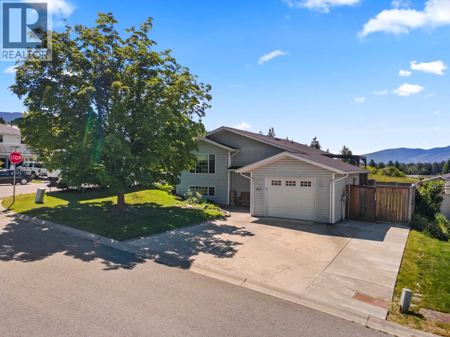 411 Dugan Street, Creston, British Columbia V0B 1G3 - Photo 1 - 10390973