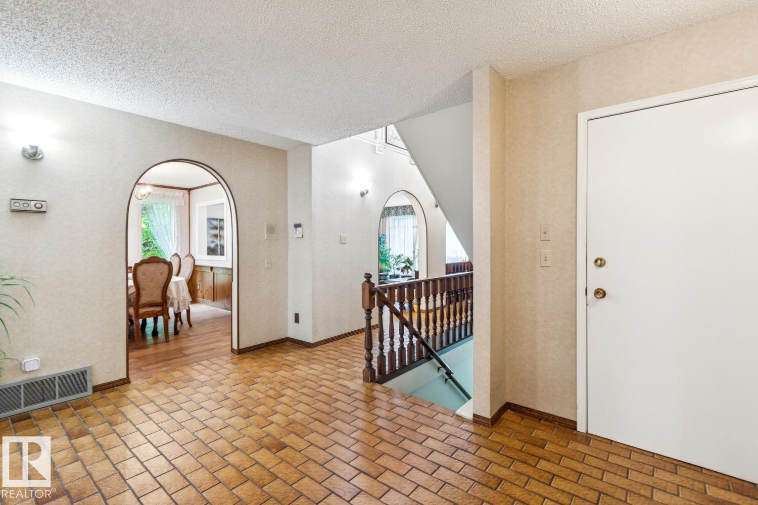 11216 21 Av Nw, Edmonton, Alberta T6J 5H4 - Photo 16 - E4493503