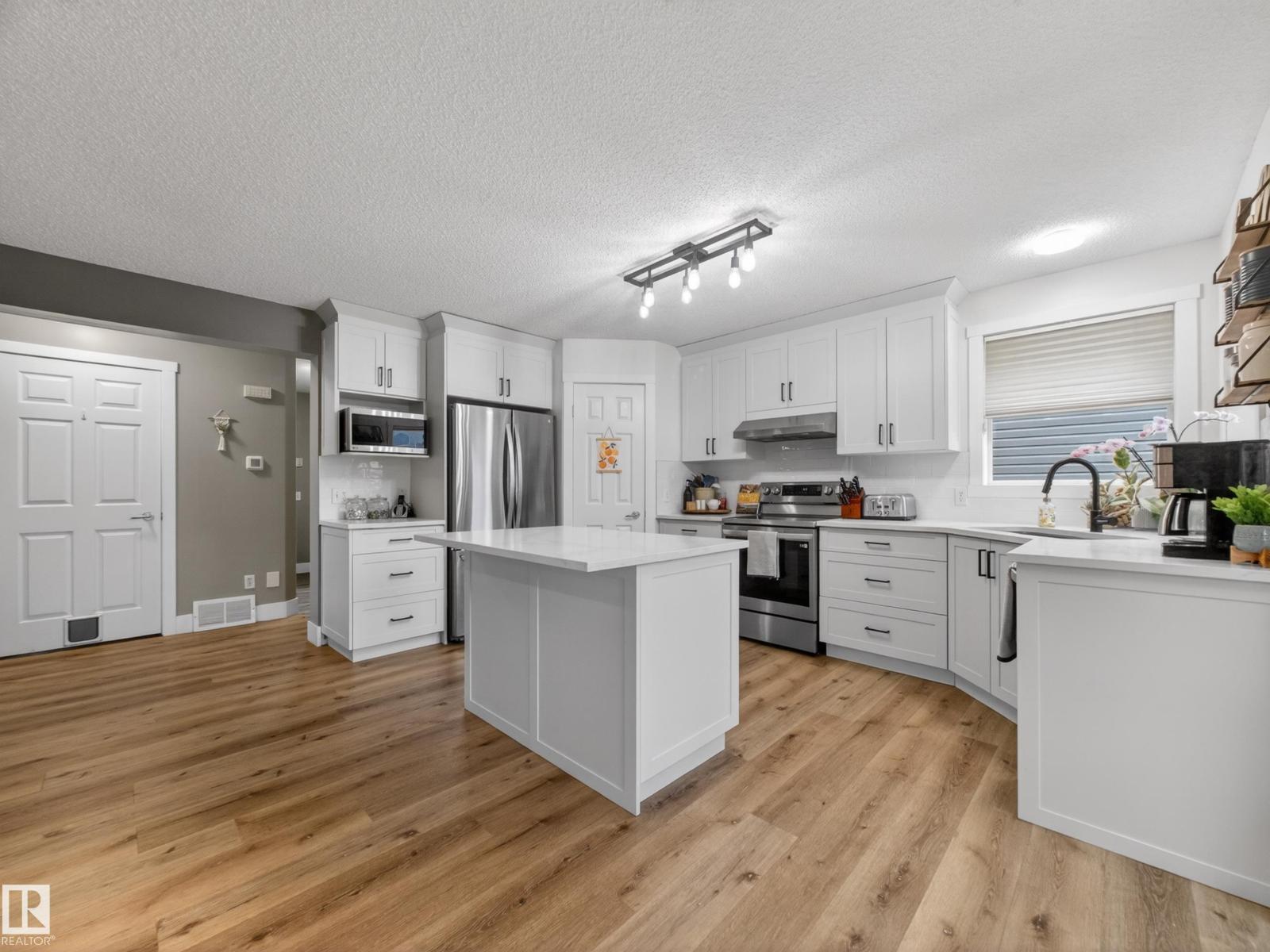 611 Meadowview Cr, Sherwood Park, Alberta  T8H 1X9 - Photo 13 - E4493505