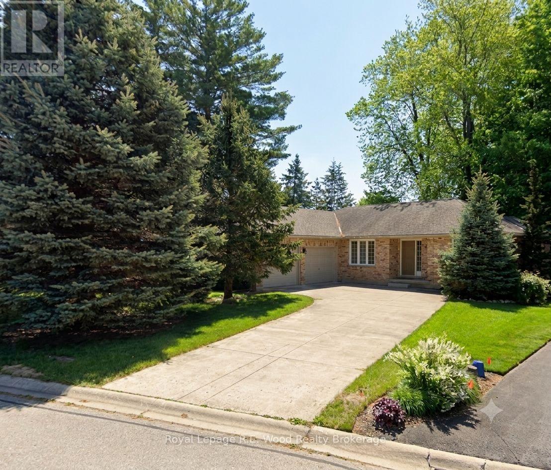 27 Woodside Drive
