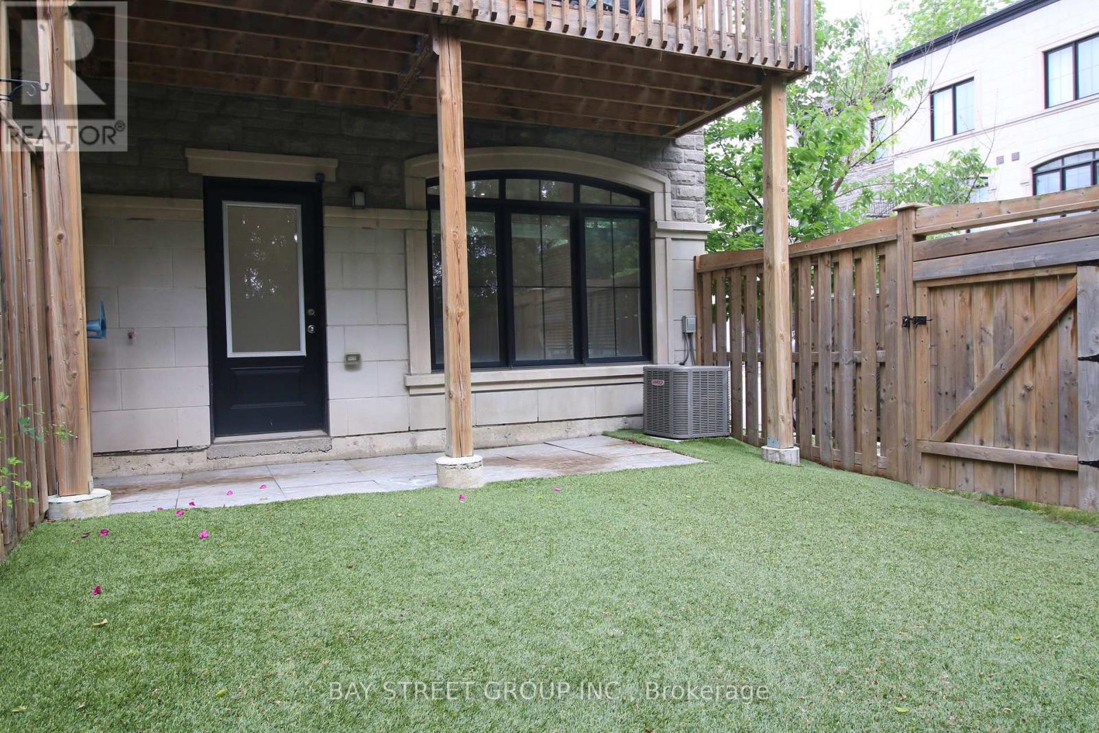 12 Sombrero Lane, Richmond Hill, Ontario  L4C 6E5 - Photo 17 - N13429734