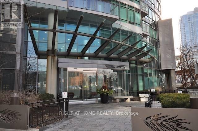 1712 - 373 Front Street W, Toronto, Ontario  M5V 3R7 - Photo 2 - C13440200