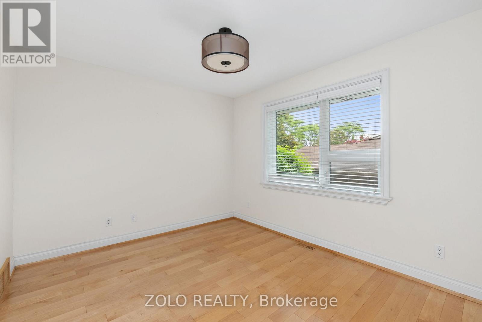 17 Hi Mount Drive, Toronto, Ontario  M2K 1X3 - Photo 18 - C13440304