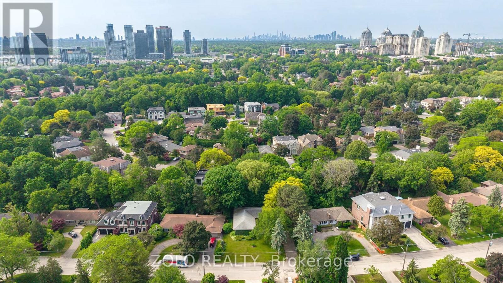 17 Hi Mount Drive, Toronto, Ontario  M2K 1X3 - Photo 44 - C13440304