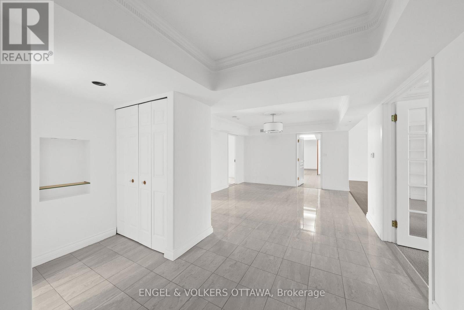 406 - 111 Echo Drive, Ottawa, Ontario  K1S 5K8 - Photo 10 - X13439514