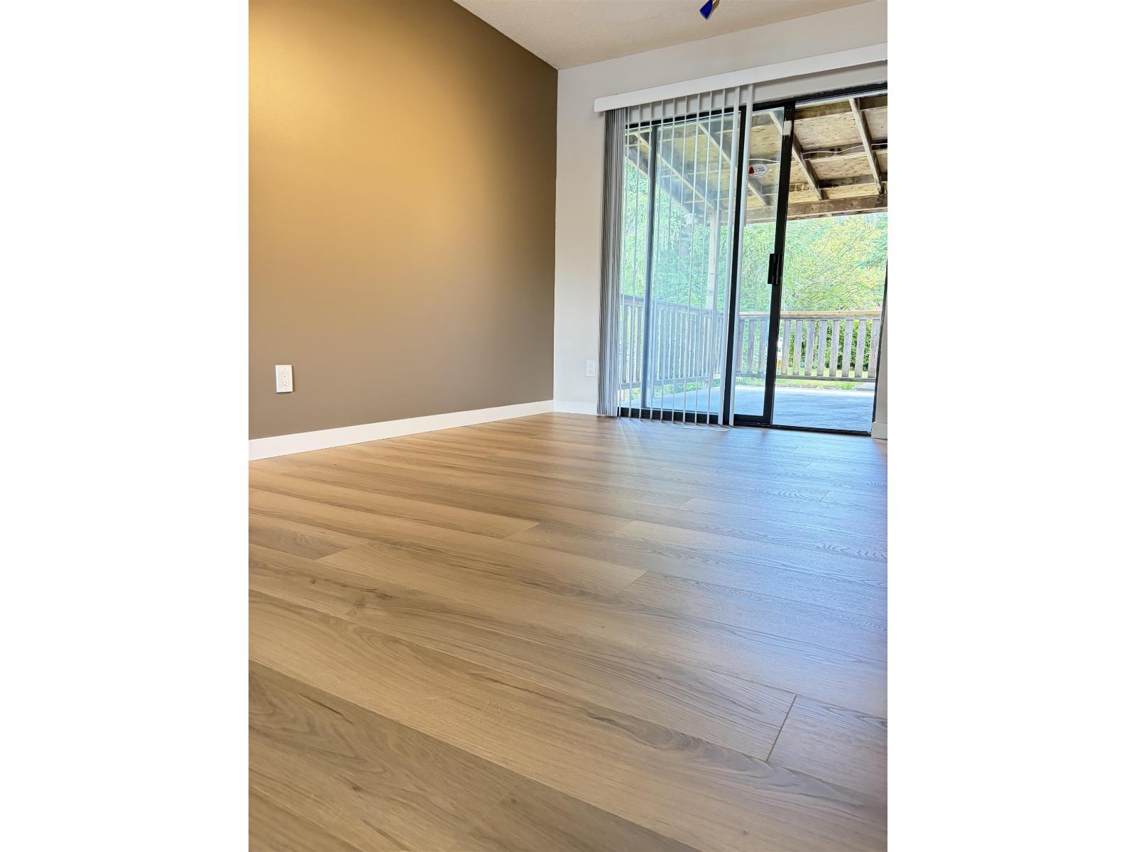 7900 Fulmar Street, Mission, British Columbia  V2V 5N6 - Photo 8 - R3132822