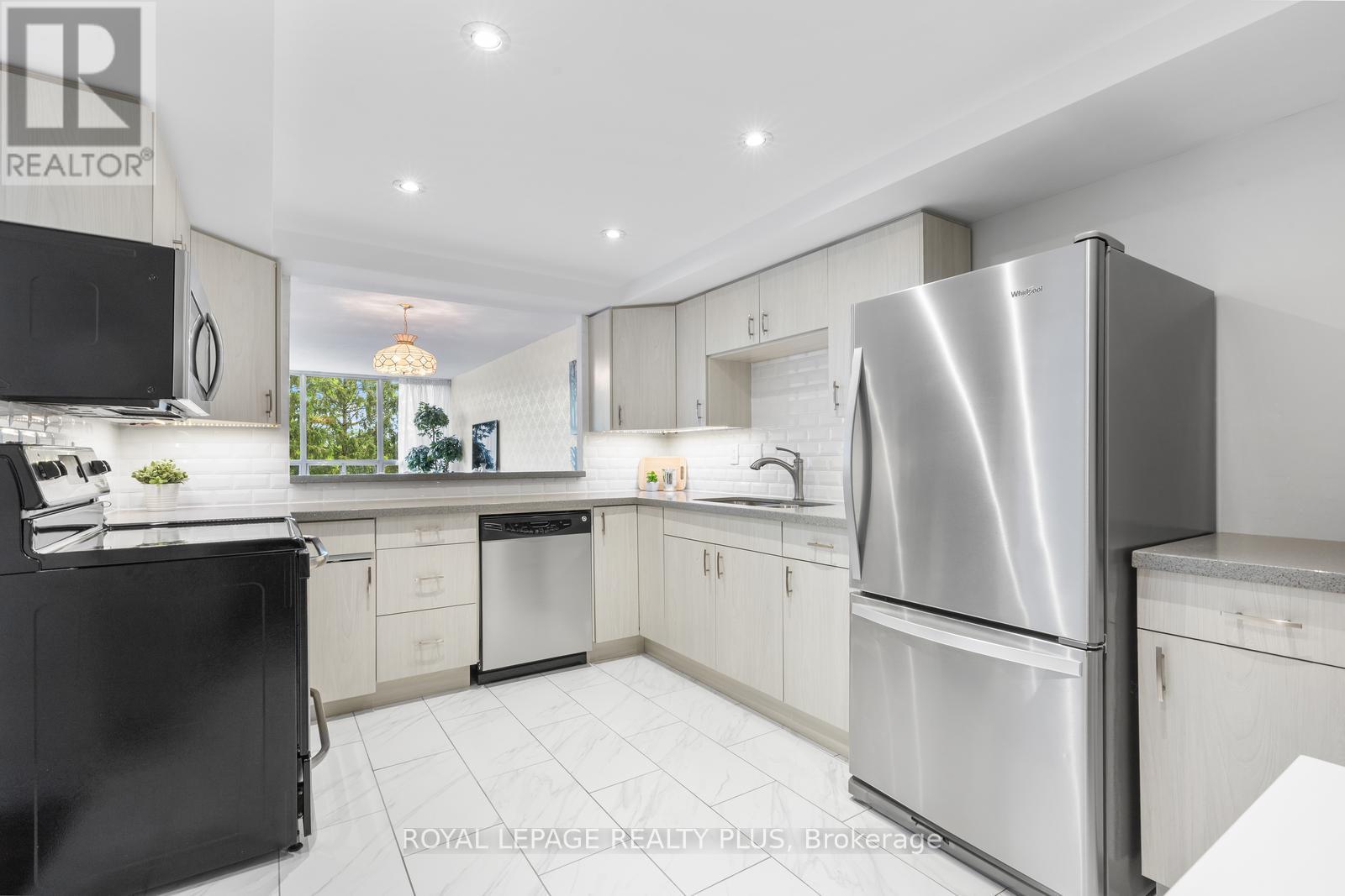 301 - 330 Mill Street S, Brampton, Ontario  L6Y 3V3 - Photo 15 - W13436318