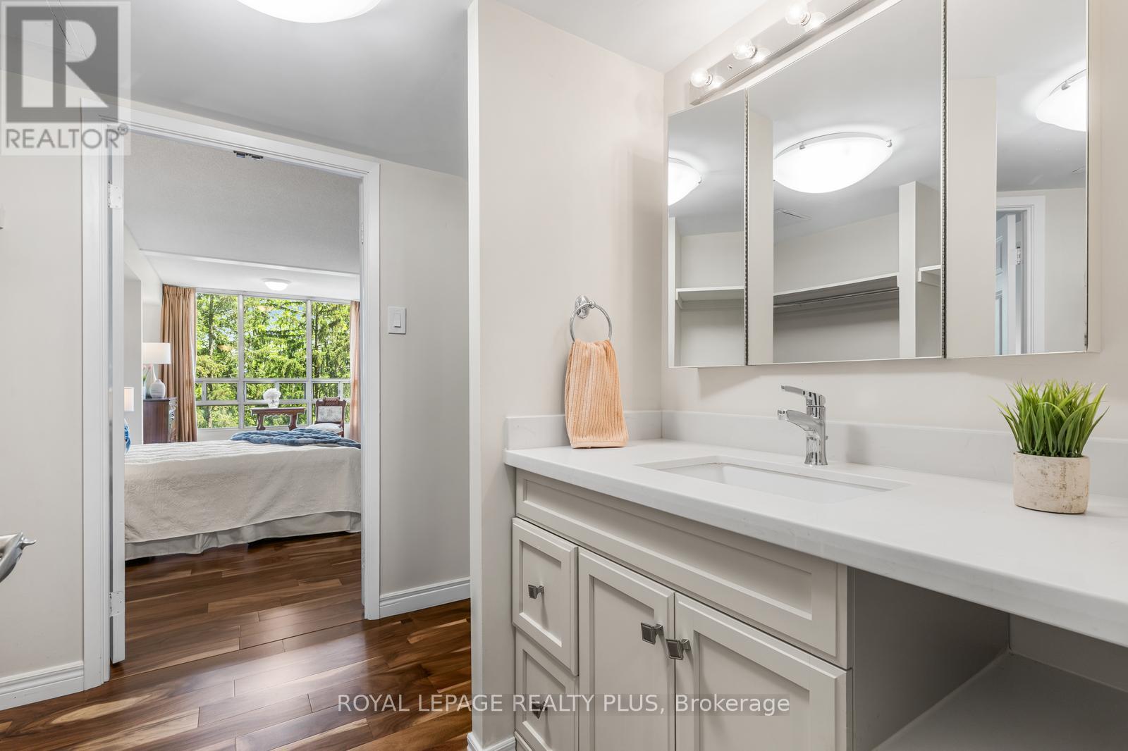 301 - 330 Mill Street S, Brampton, Ontario  L6Y 3V3 - Photo 26 - W13436318