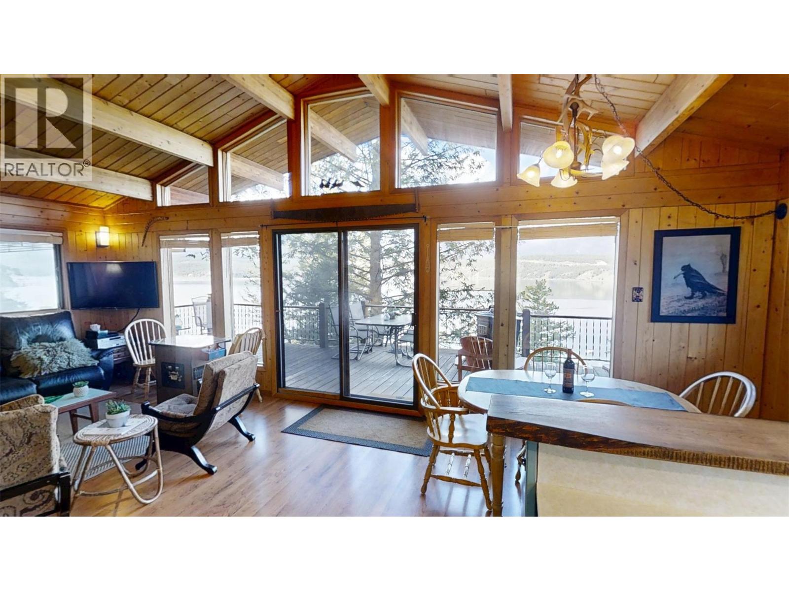 1121 Hilltop Road, Windermere, British Columbia  V0B 2L1 - Photo 11 - 10391273