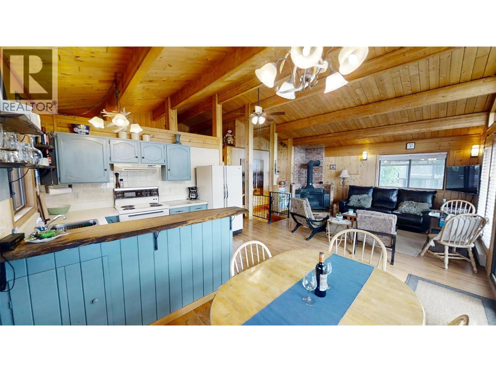 1121 Hilltop Road, Windermere, British Columbia  V0B 2L1 - Photo 13 - 10391273