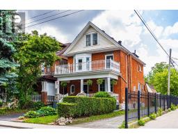 82 BURRIS STREET, Hamilton, Ontario