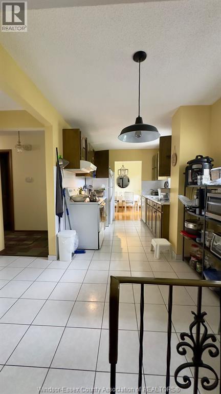 9966 Asgard, Windsor, Ontario  N8R 1E2 - Photo 22 - 26013966