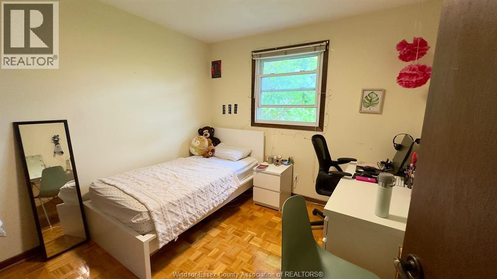 9966 Asgard, Windsor, Ontario  N8R 1E2 - Photo 8 - 26013966