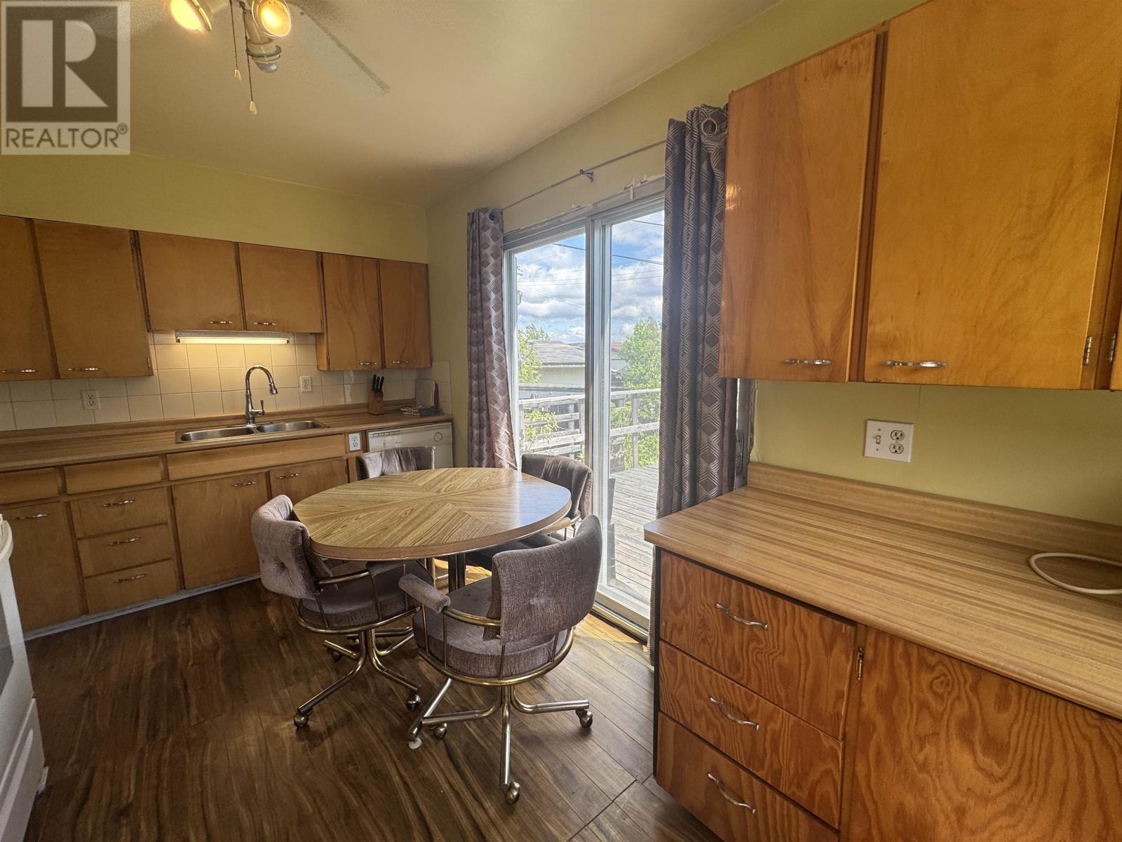 28 Warbler Drive, Manitouwadge, Ontario  P0T 2C0 - Photo 6 - TB2600668