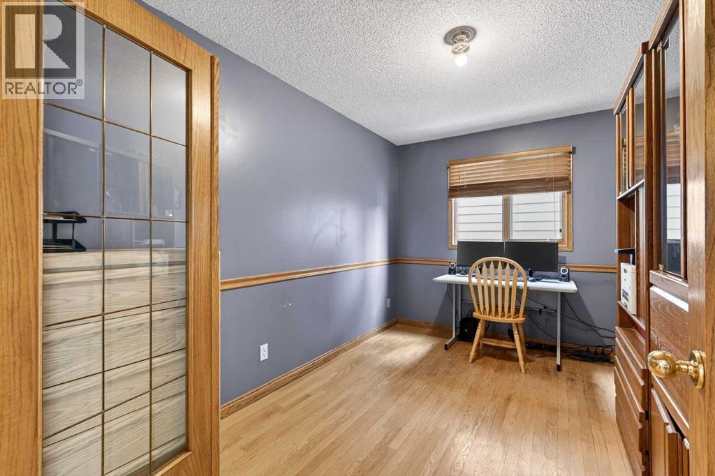 1387 Sunwood Road Se, Calgary, Alberta  T2X 2L5 - Photo 29 - A2320243