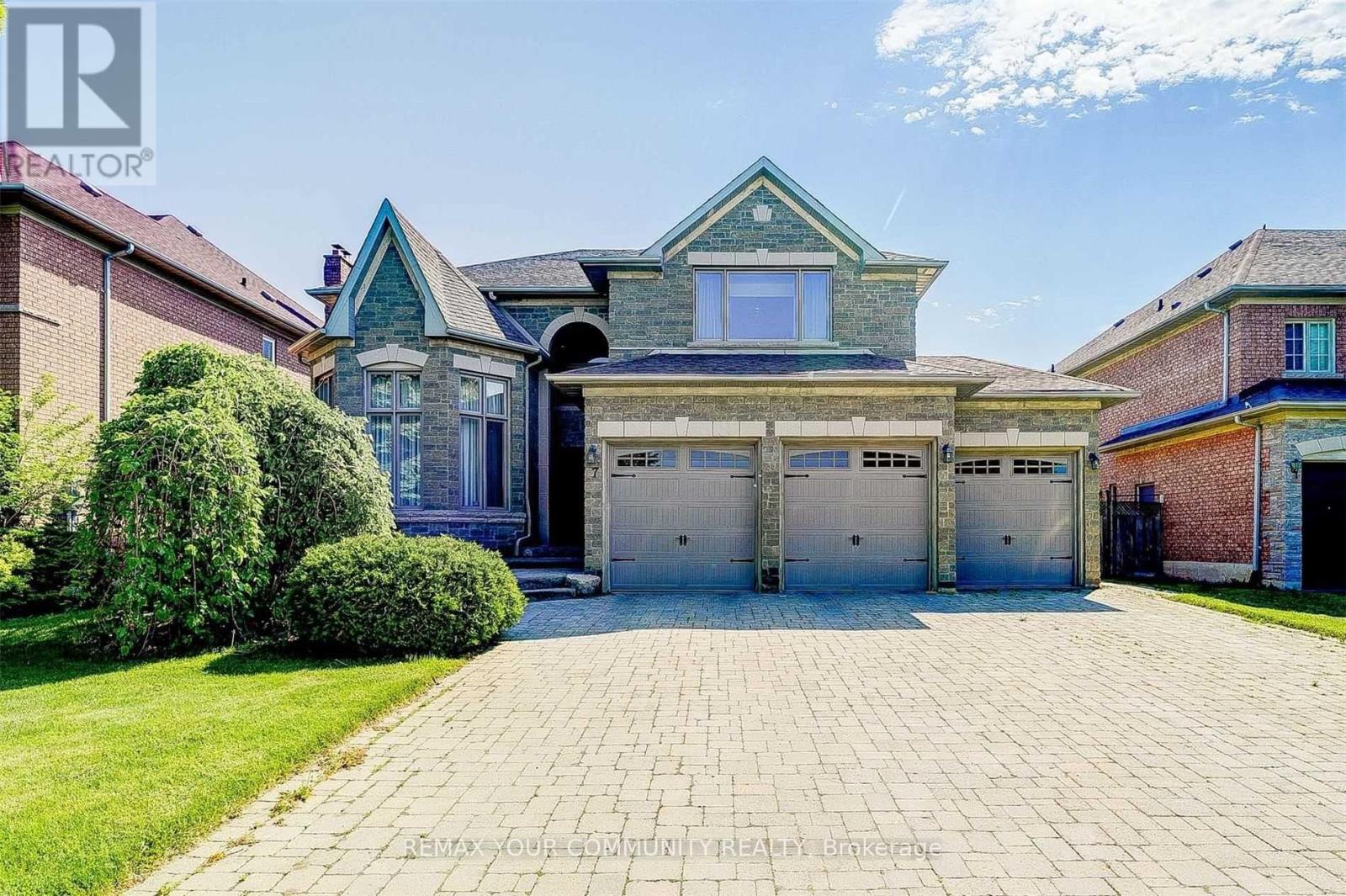 7 Fern Avenue, Richmond Hill, Ontario  L4B 3R7 - Photo 49 - N13439706