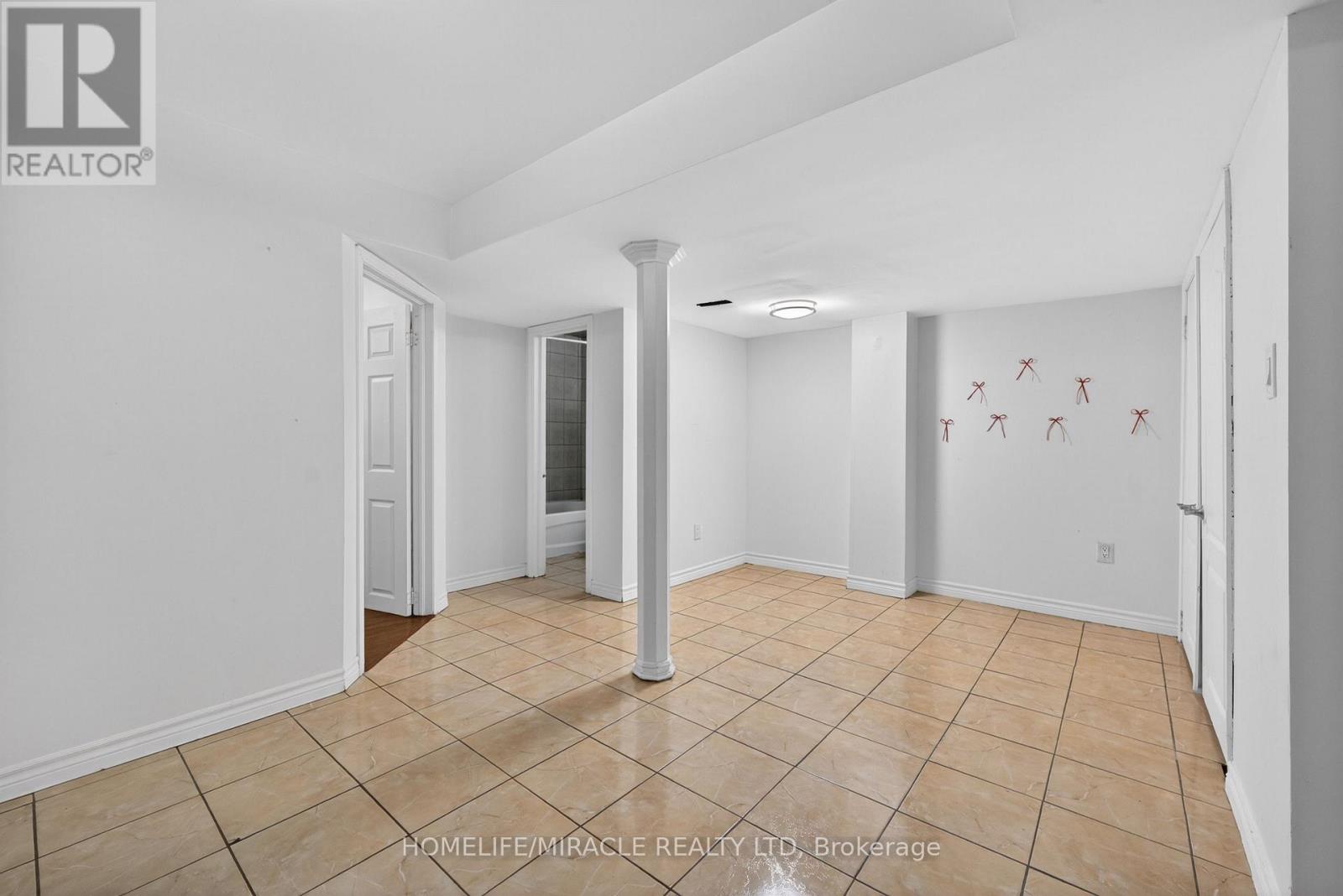 39 Matthew Harrison Street, Brampton, Ontario  L6P 3H3 - Photo 32 - W13439406