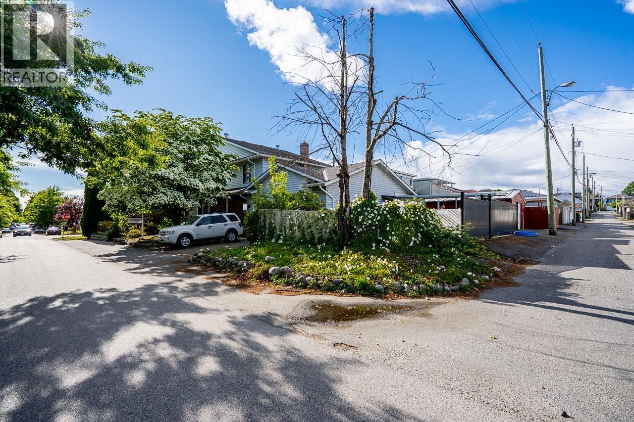 1525 E 51st Avenue, Vancouver, British Columbia  V5P 4R6 - Photo 32 - R3134579