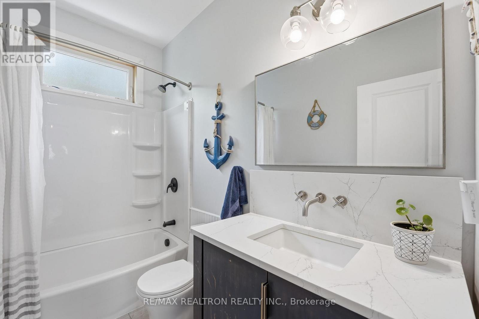 1050 Wisker Avenue, Innisfil, Ontario  L0L 1C0 - Photo 16 - N13440358