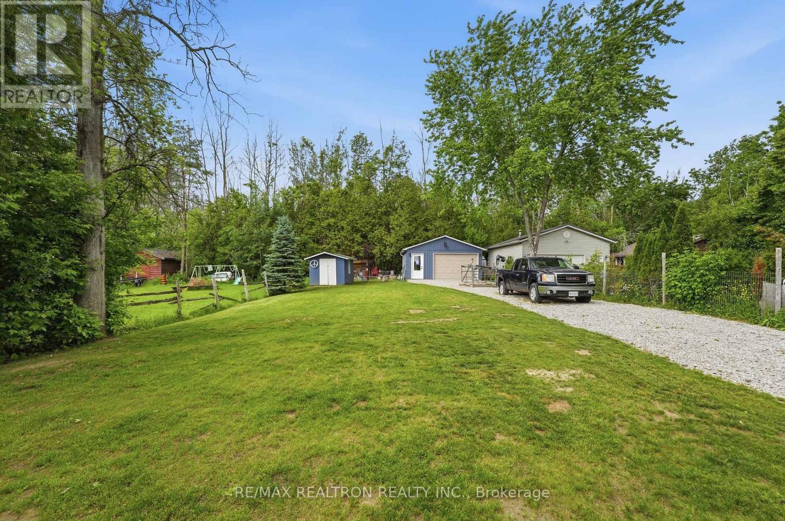 1050 Wisker Avenue, Innisfil, Ontario  L0L 1C0 - Photo 34 - N13440358