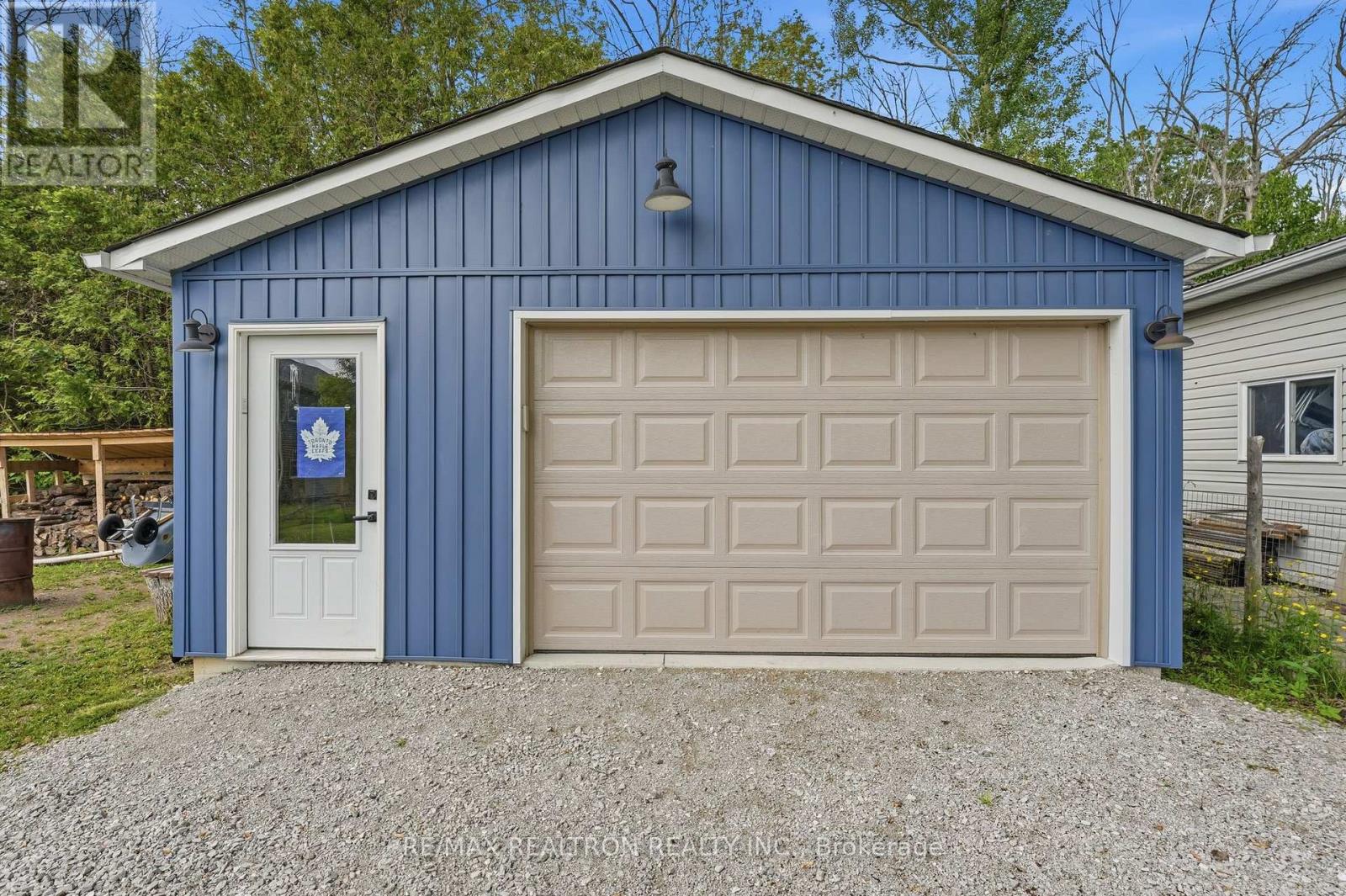 1050 Wisker Avenue, Innisfil, Ontario  L0L 1C0 - Photo 36 - N13440358