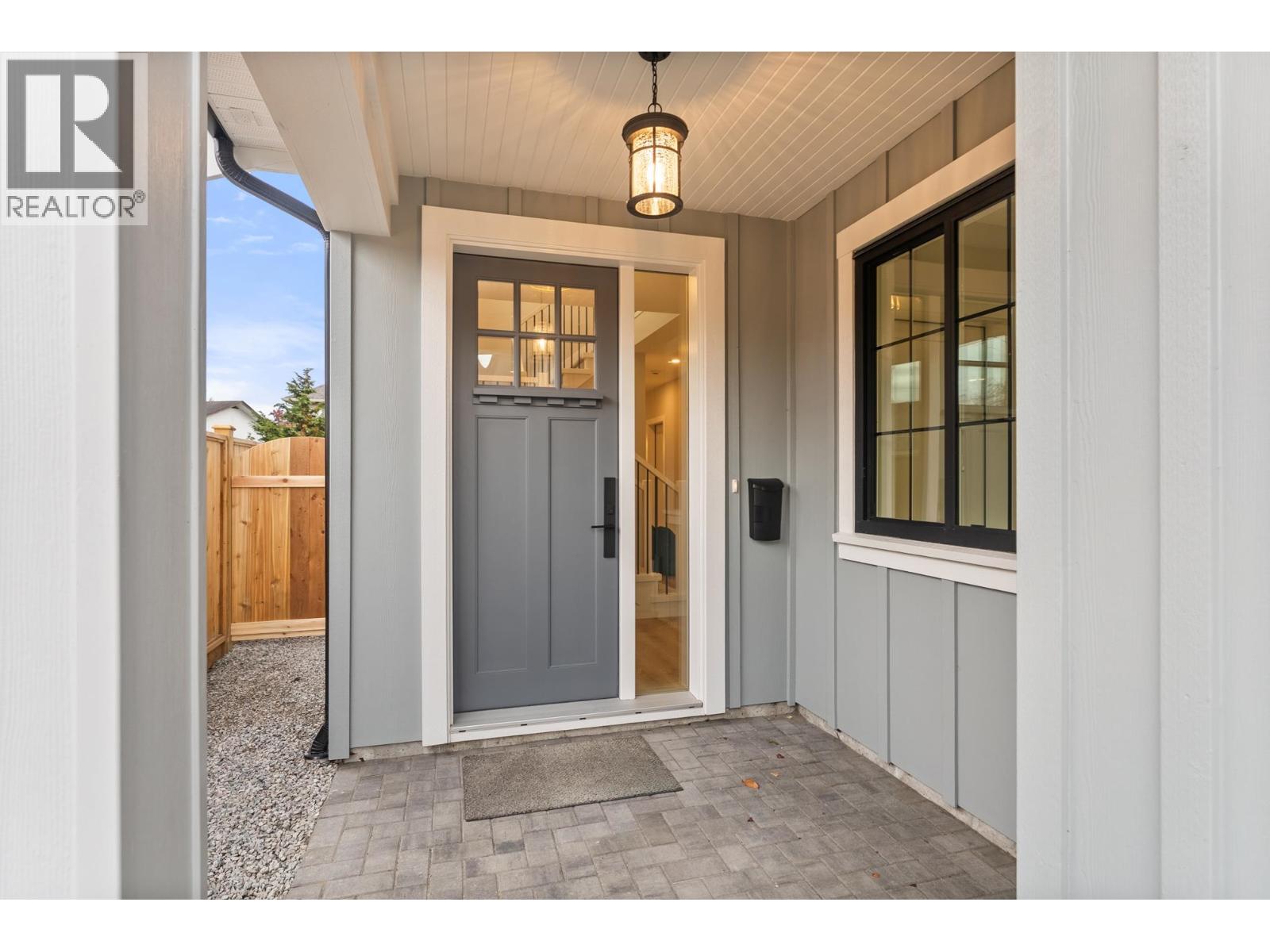 4880 Garry Street, Richmond, British Columbia  V7E 2V3 - Photo 5 - R3135526