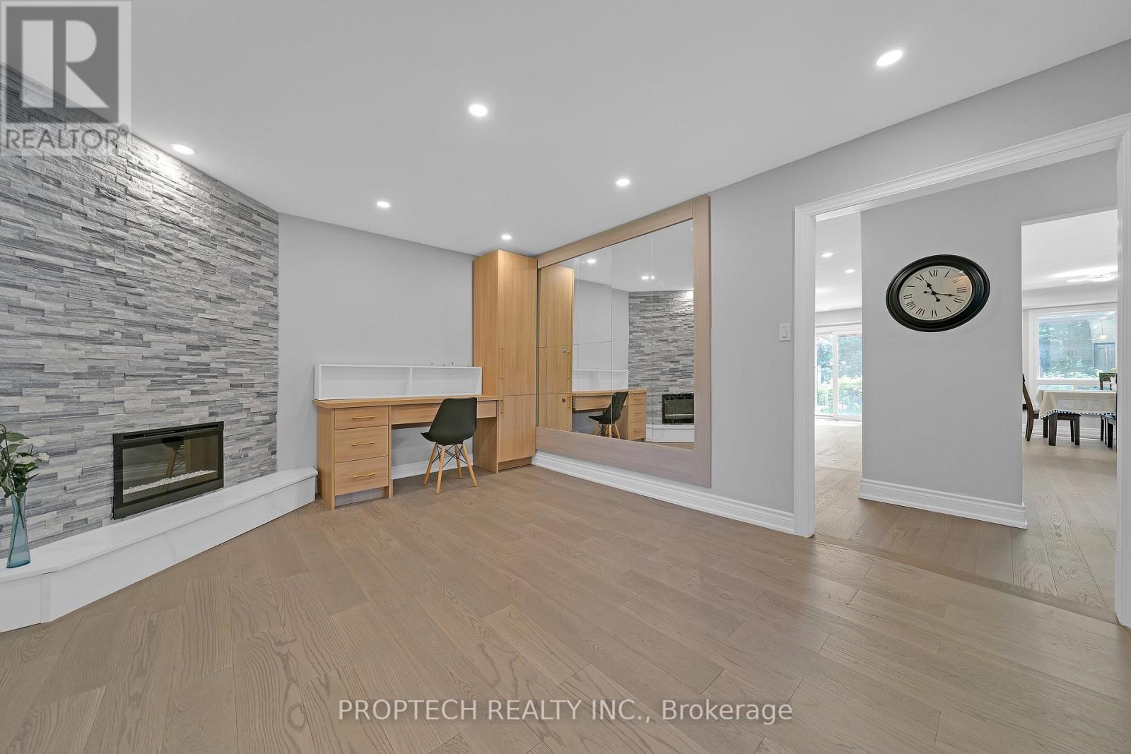 19 Clydesdale Road, Markham, Ontario  L3R 3S8 - Photo 15 - N13439590