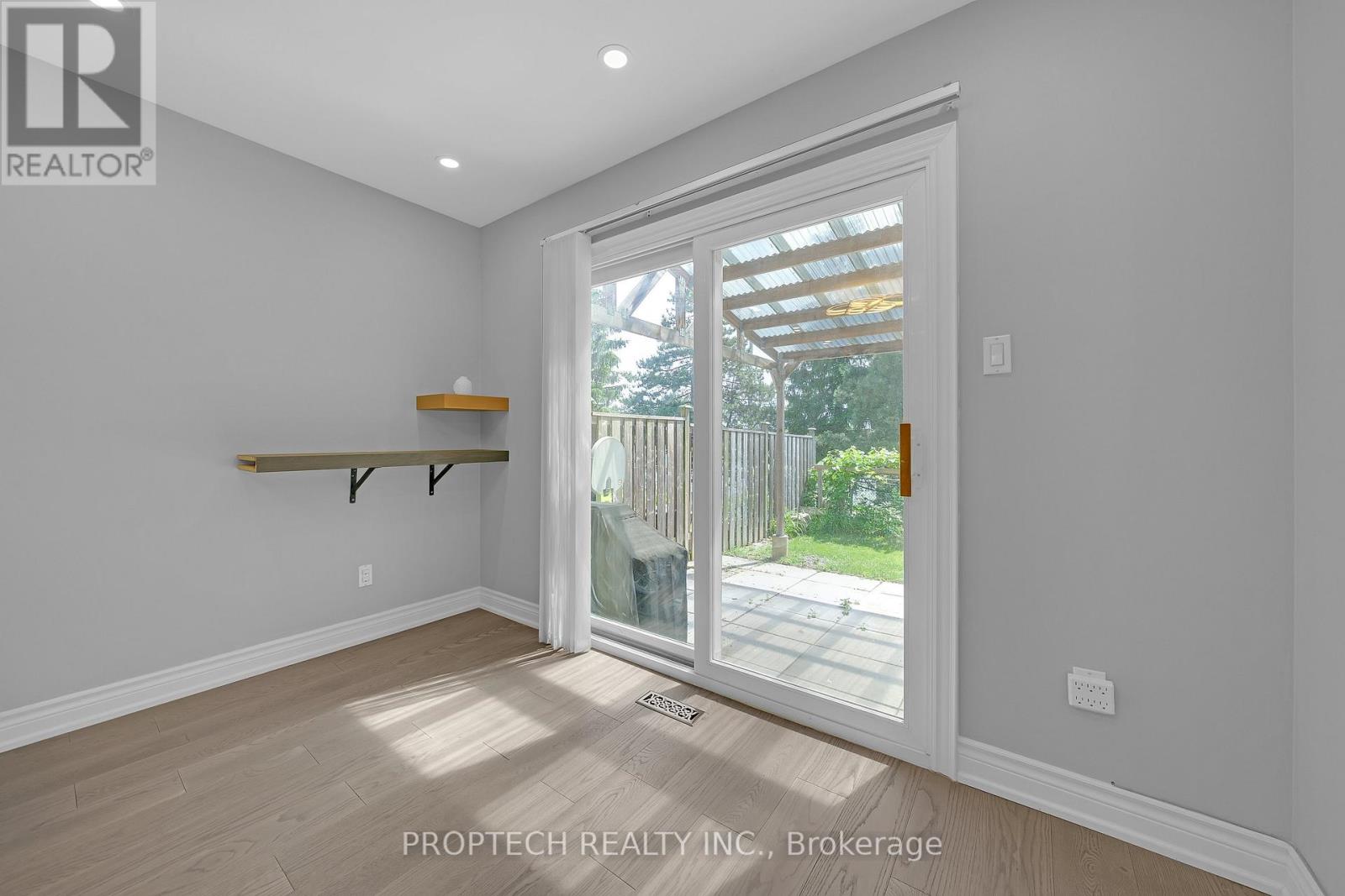 19 Clydesdale Road, Markham, Ontario  L3R 3S8 - Photo 6 - N13439590