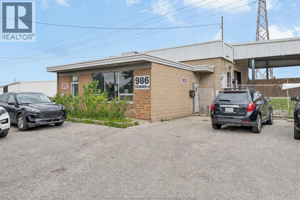 986 Tecumseh Road West, Windsor, Ontario  N8X 2A8 - Photo 4 - 26013981