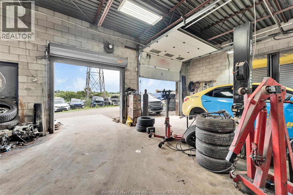 986 Tecumseh Road West, Windsor, Ontario  N8X 2A8 - Photo 18 - 26013981