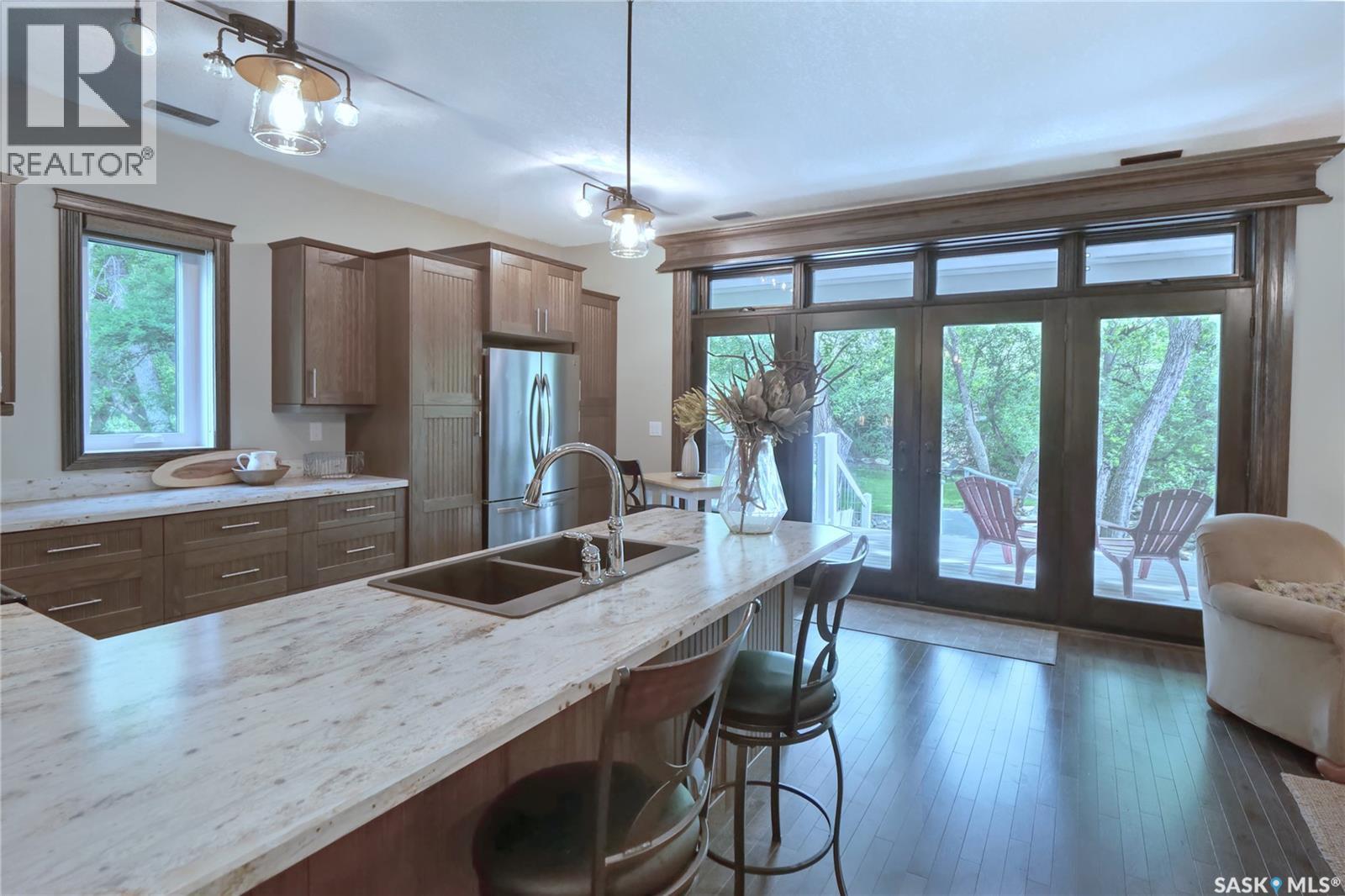 662 Valley Drive, South Lake, Saskatchewan  S0H 4C0 - Photo 11 - SK039295