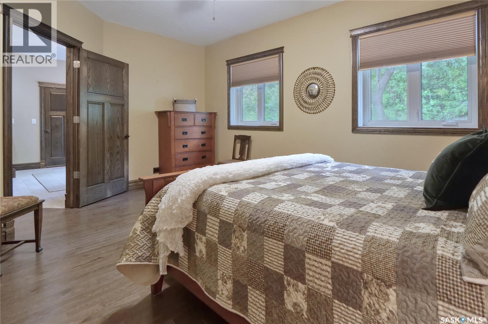 662 Valley Drive, South Lake, Saskatchewan  S0H 4C0 - Photo 18 - SK039295