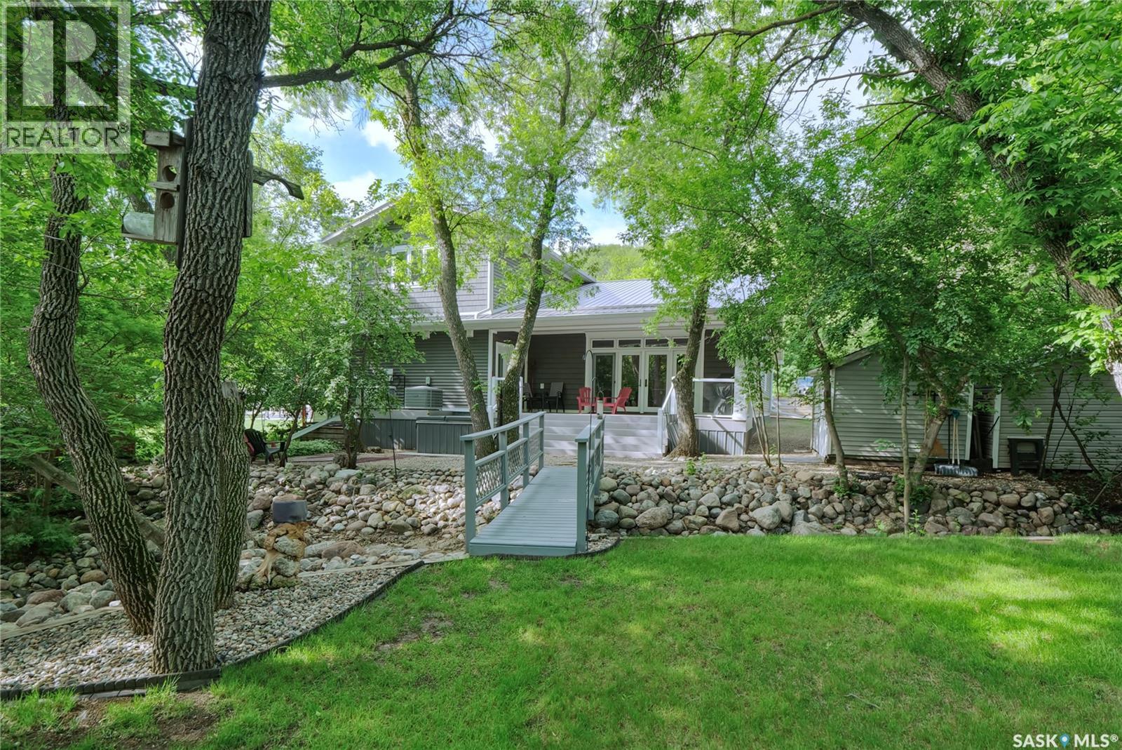 662 Valley Drive, South Lake, Saskatchewan  S0H 4C0 - Photo 39 - SK039295