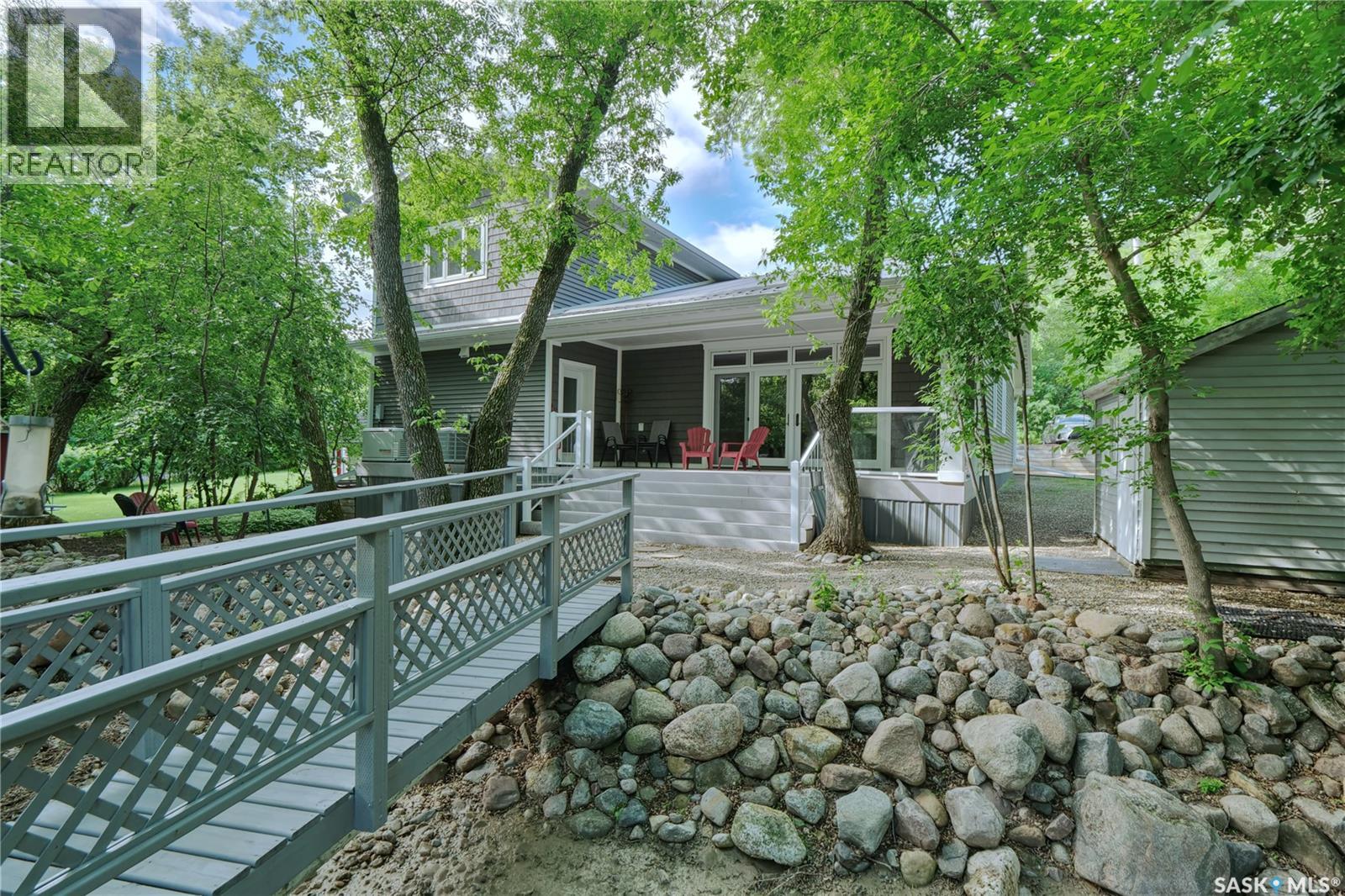 662 Valley DRIVE, south lake, Saskatchewan