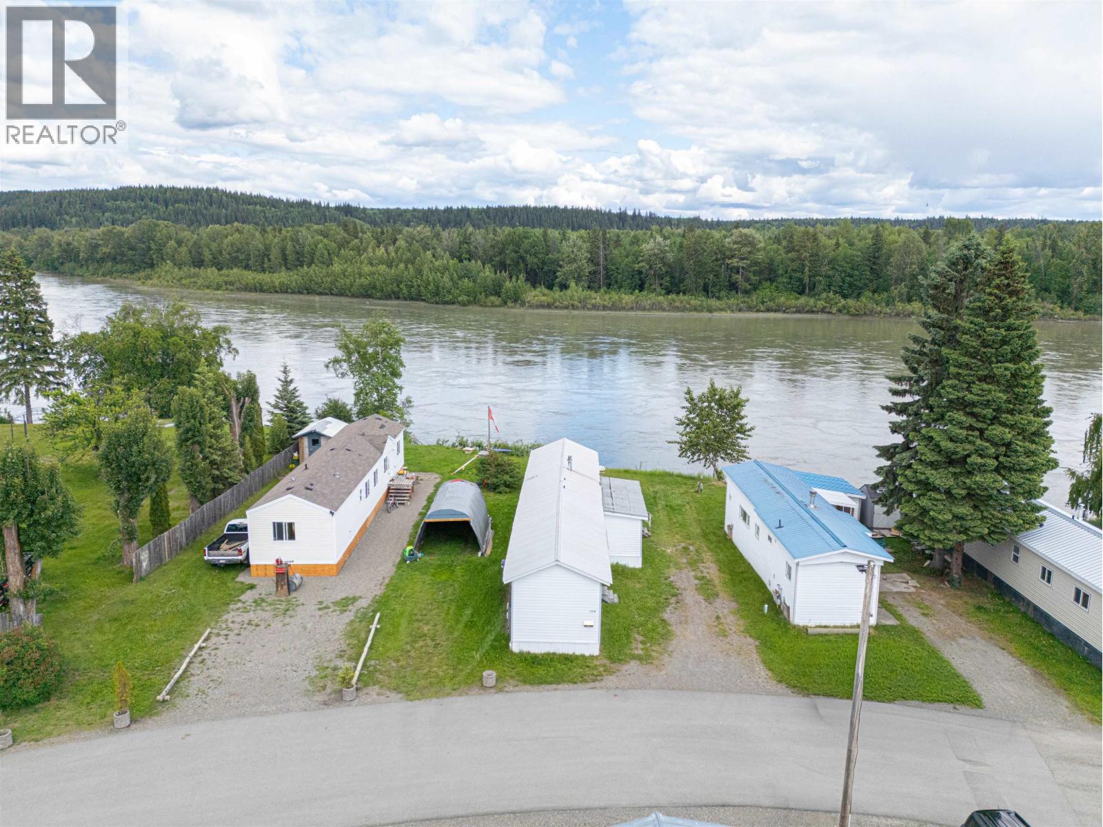 104 3730 Lansdowne Road, Prince George, British Columbia  V2N 2S5 - Photo 2 - R3135592