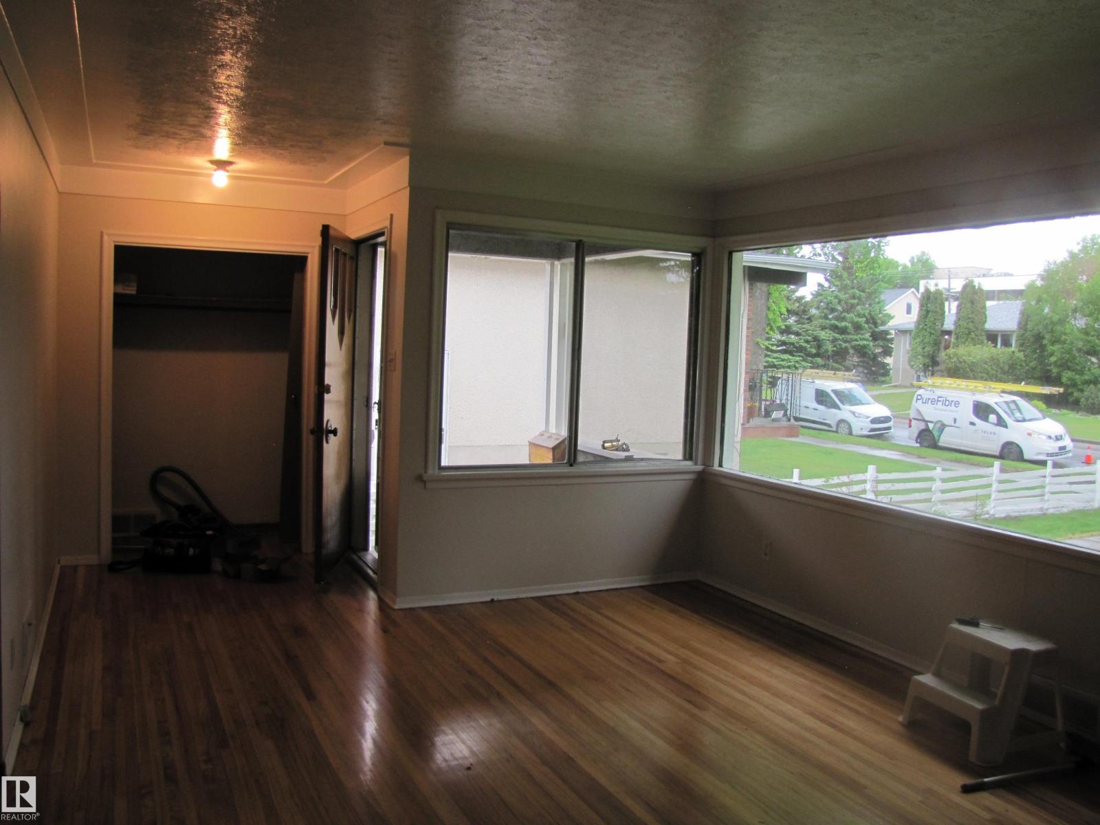 8122 83 Av Nw, Edmonton, Alberta  T6C 1A8 - Photo 5 - E4492913