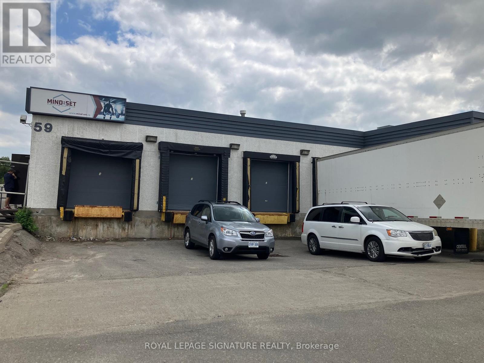 2 - 59 Comstock Road, Toronto, Ontario  M2K 0E3 - Photo 2 - E13424252