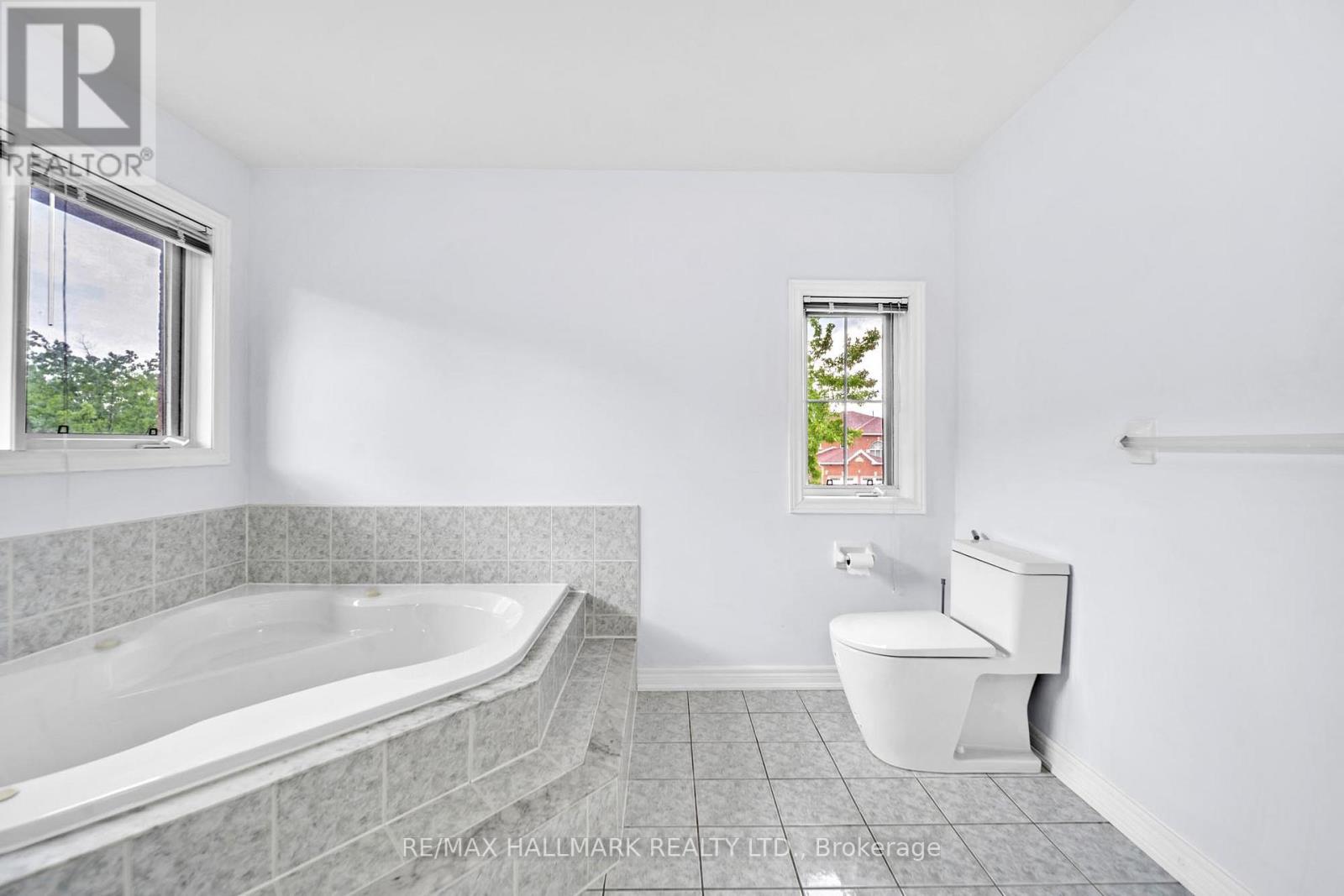 3 Creekview Avenue, Richmond Hill, Ontario  L4C 9X1 - Photo 24 - N13438234