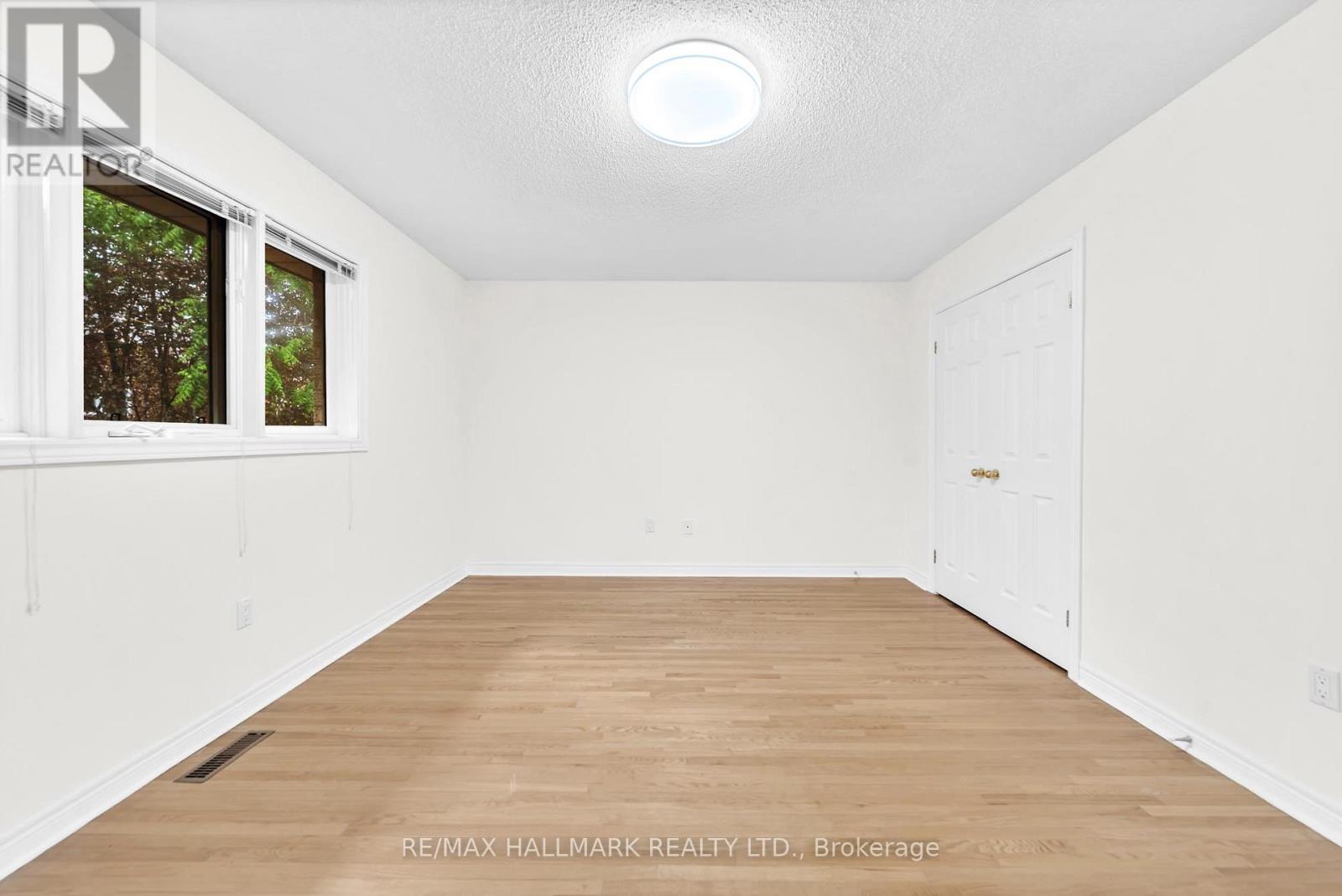 3 Creekview Avenue, Richmond Hill, Ontario  L4C 9X1 - Photo 31 - N13438234