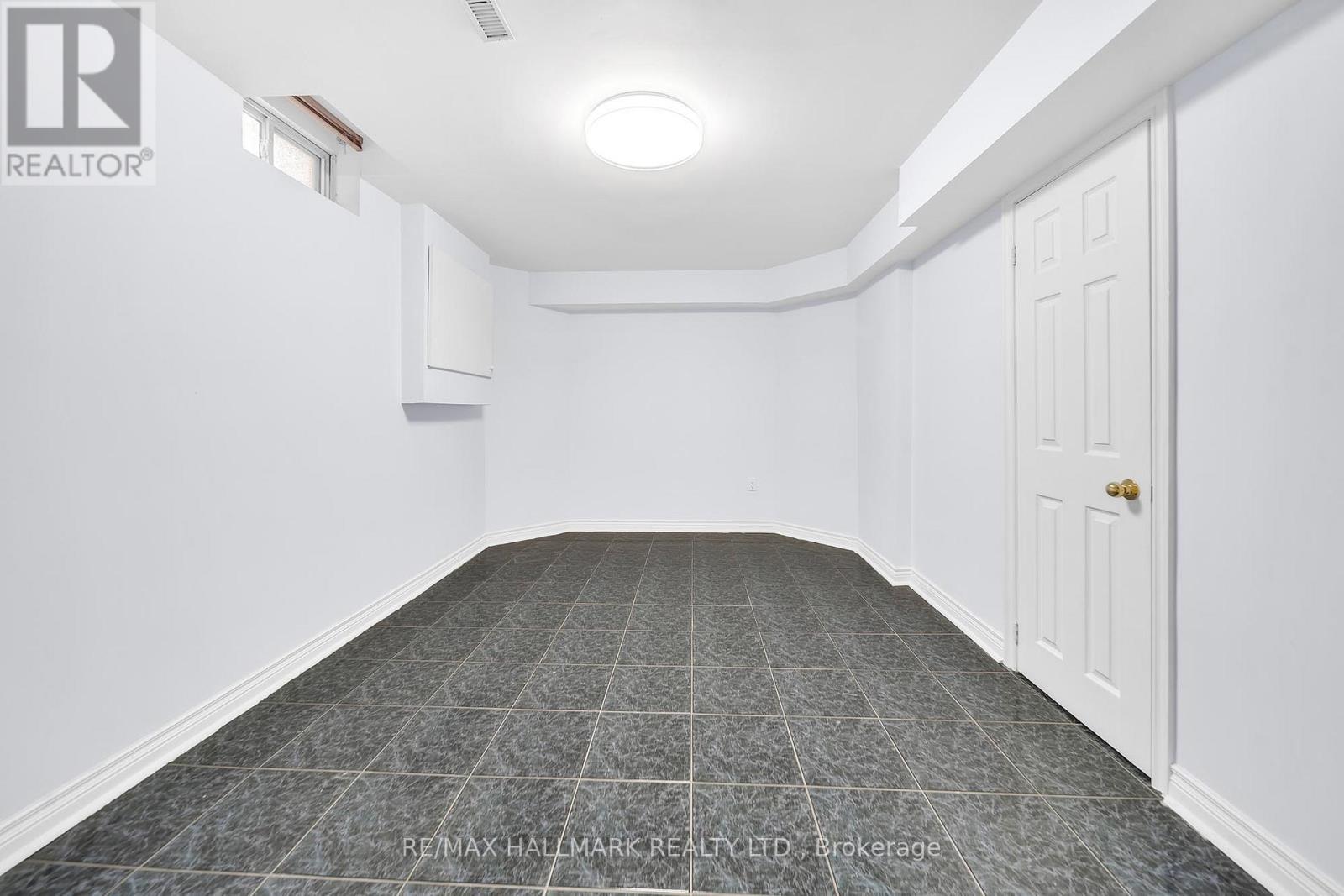3 Creekview Avenue, Richmond Hill, Ontario  L4C 9X1 - Photo 43 - N13438234