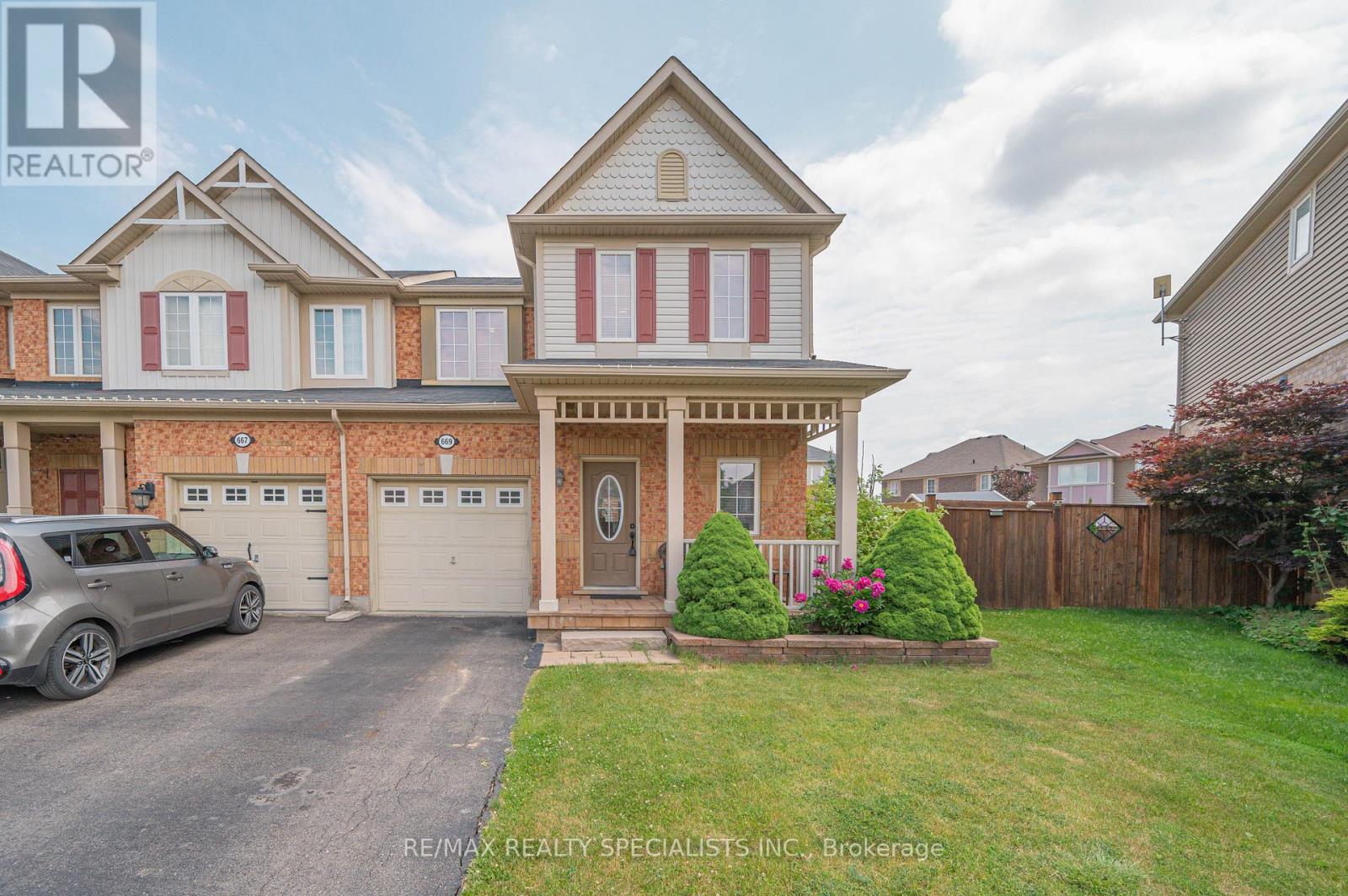 669 Gervais Terrace, Milton, Ontario  L9T 7R9 - Photo 2 - W13434696